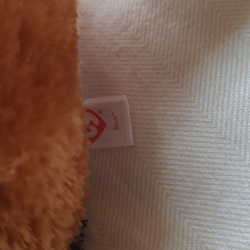 Ty Adorable Plush Fox Toy - Picture 3 of 3